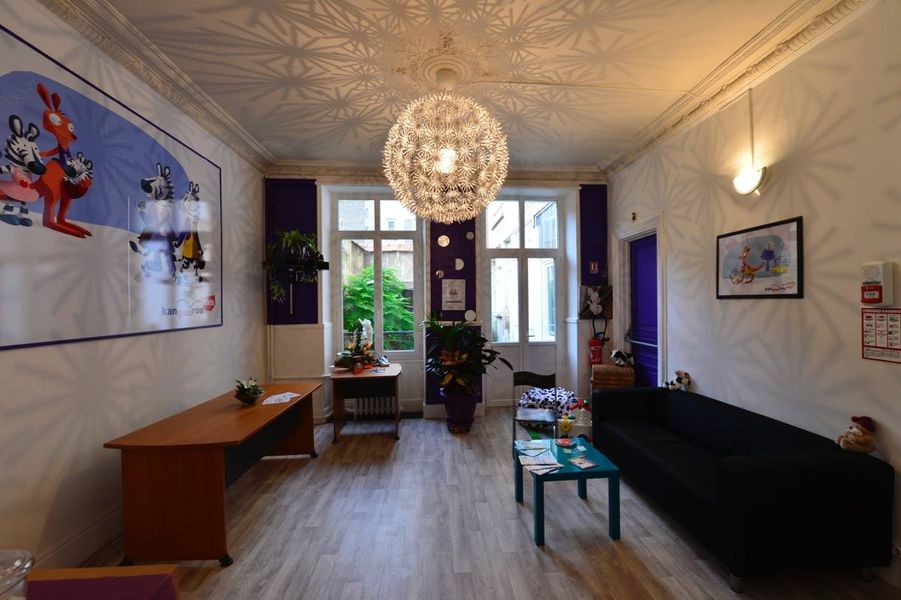 intérieur agence kangourou kids