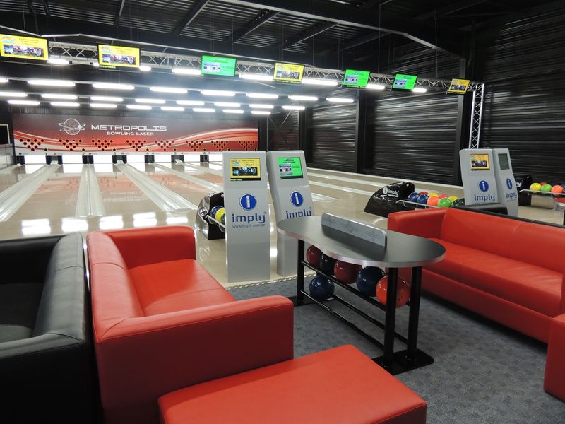 piste de bowling - centre de loisirs metropolis