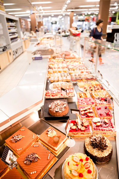 rayon patisserie d'un supermarché casino